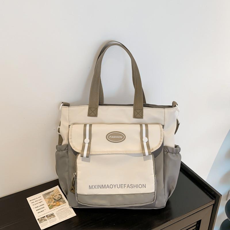 Трендовая сумка-тоут с цветными блоками 2024 Весенняя модная нейлоновая сумка для ежедневного использования