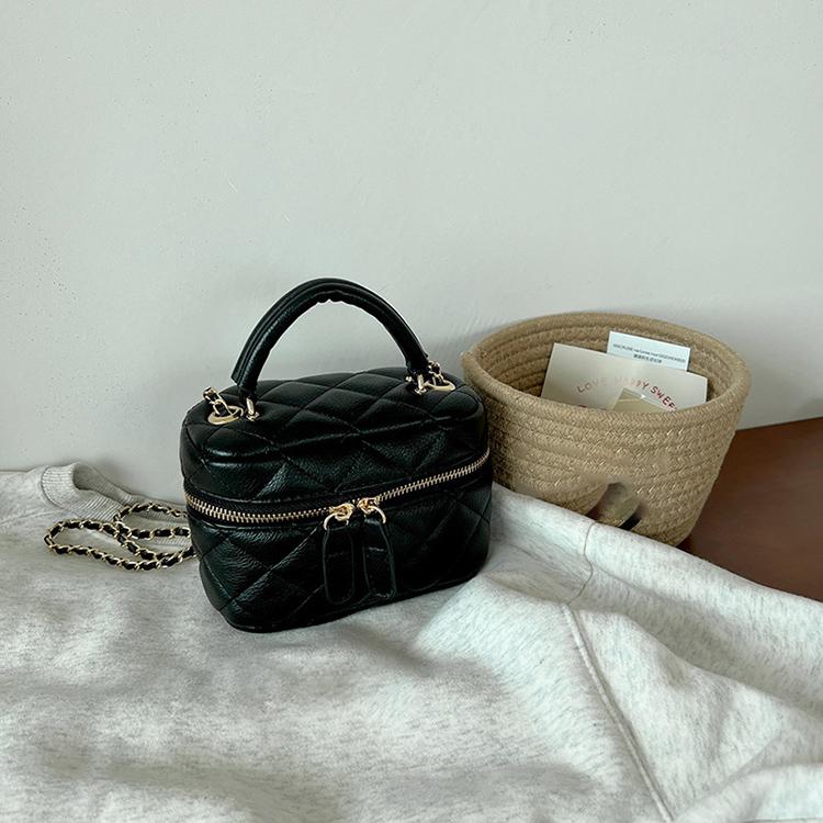 Мини-сумка на плечо для женщин, цепочка на руку, универсальная сумка через плечо, винтажная, простая, повседневная, дорожная упаковка, изысканная, новая