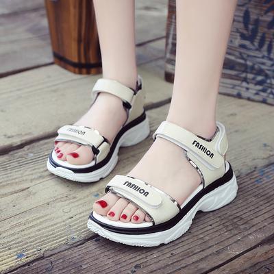 Новые спортивные сандалии женские летние на платформе легкие студенческие универсальные на липучке пляжные туфли