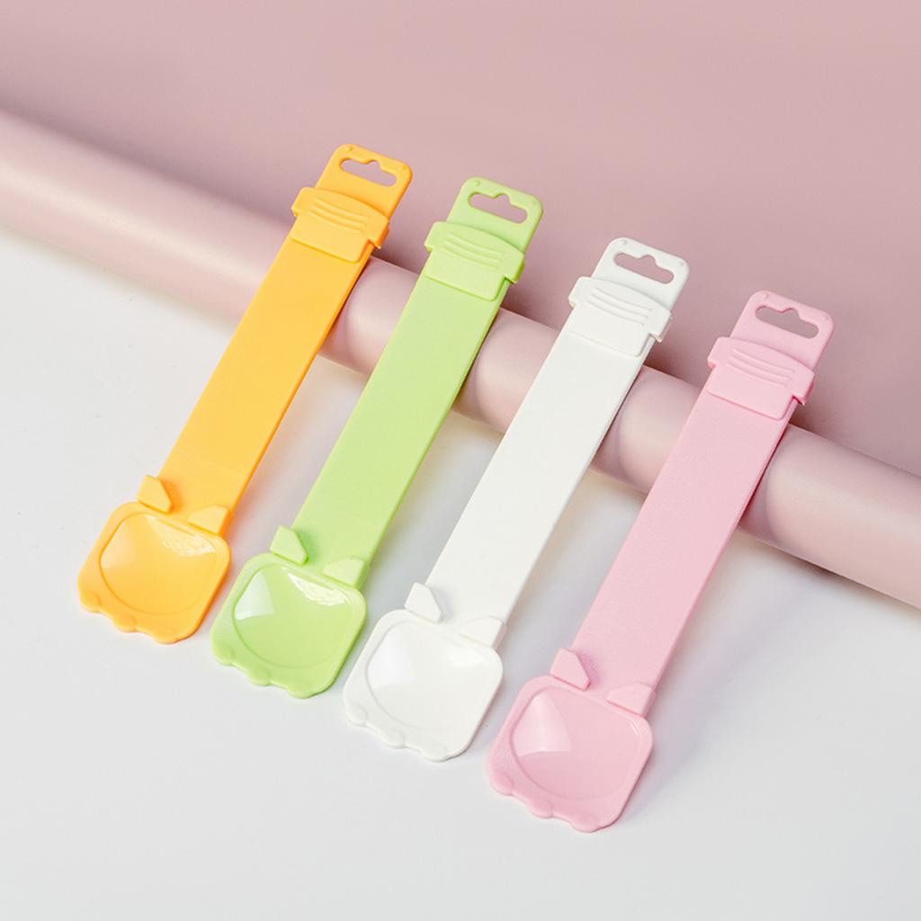 Cat Wet Treats Dispense Spoon Multi Functional Cat Treat Feeding Spoon for Protecting Your Pet