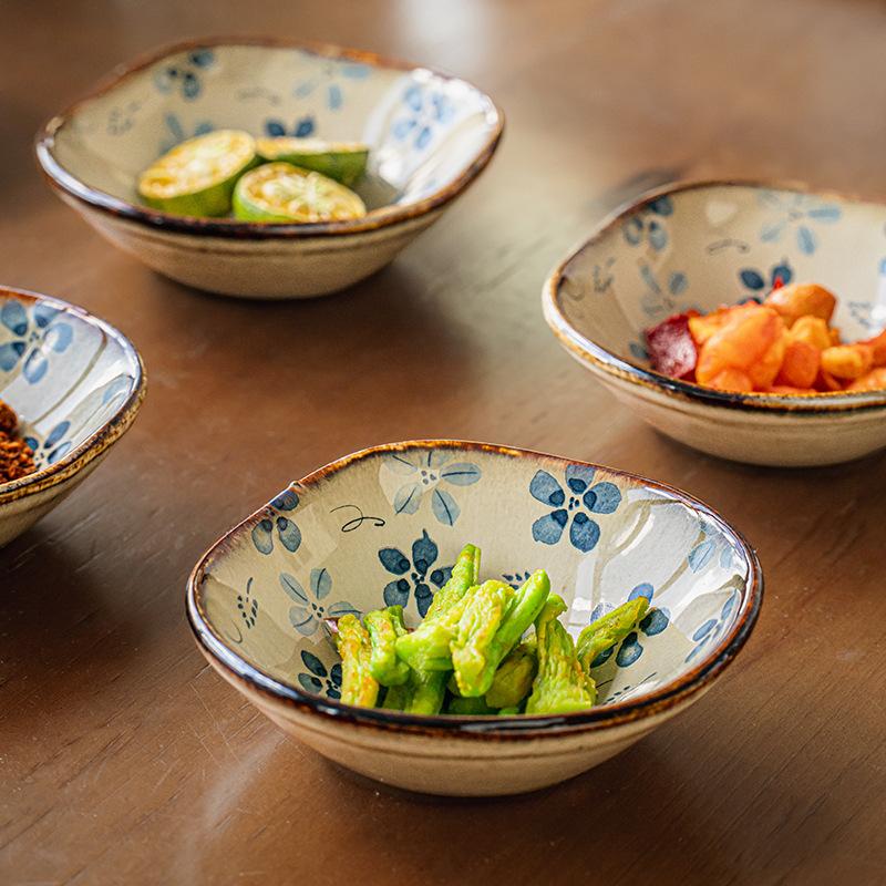 Flower Small Plate Special-Shaped Ceramic Taste Plate Hot Pot Dipping Plate Household Vinegar Plate Soy Sauce Sauce Sauce Plate Export