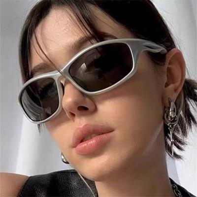 Новые солнцезащитные очки Y2k Cyberpunk Future с высоким чувством стиля Женские модные персонализированные солнцезащитные очки 3245