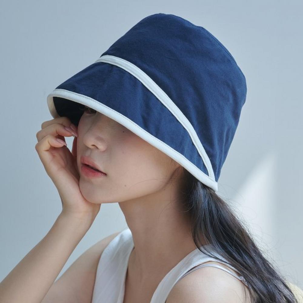 Allincomplete Contrast Line Moon Bucket Hat 2 Colors