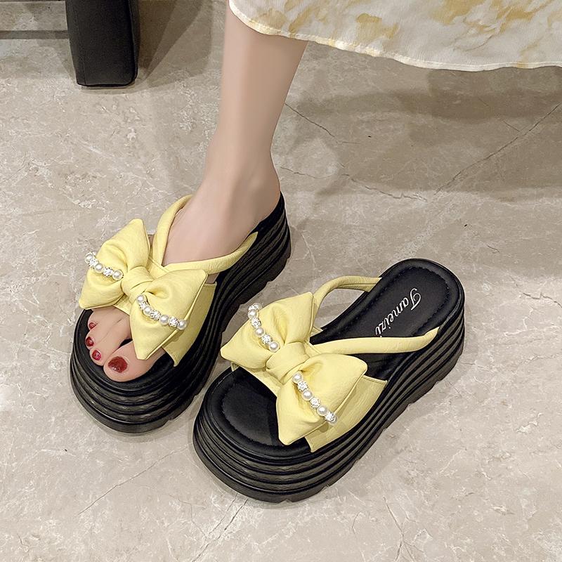 Модная женская обувь из натуральной кожи, домашние тапочки на платформе, сланцы, женские пляжные шлепанцы, пантофли, сабо 2025, домашние тапочки на платформе, женские