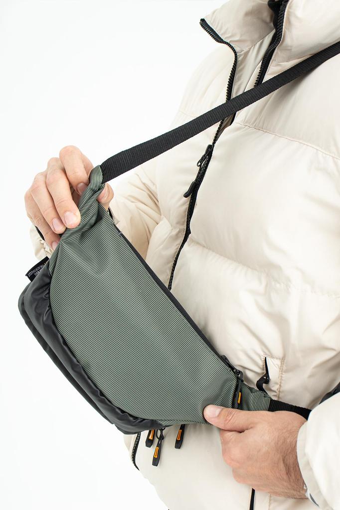 Cross Shoulder Chest And Waist Bag Zippered Quality Sporty Bag VIP