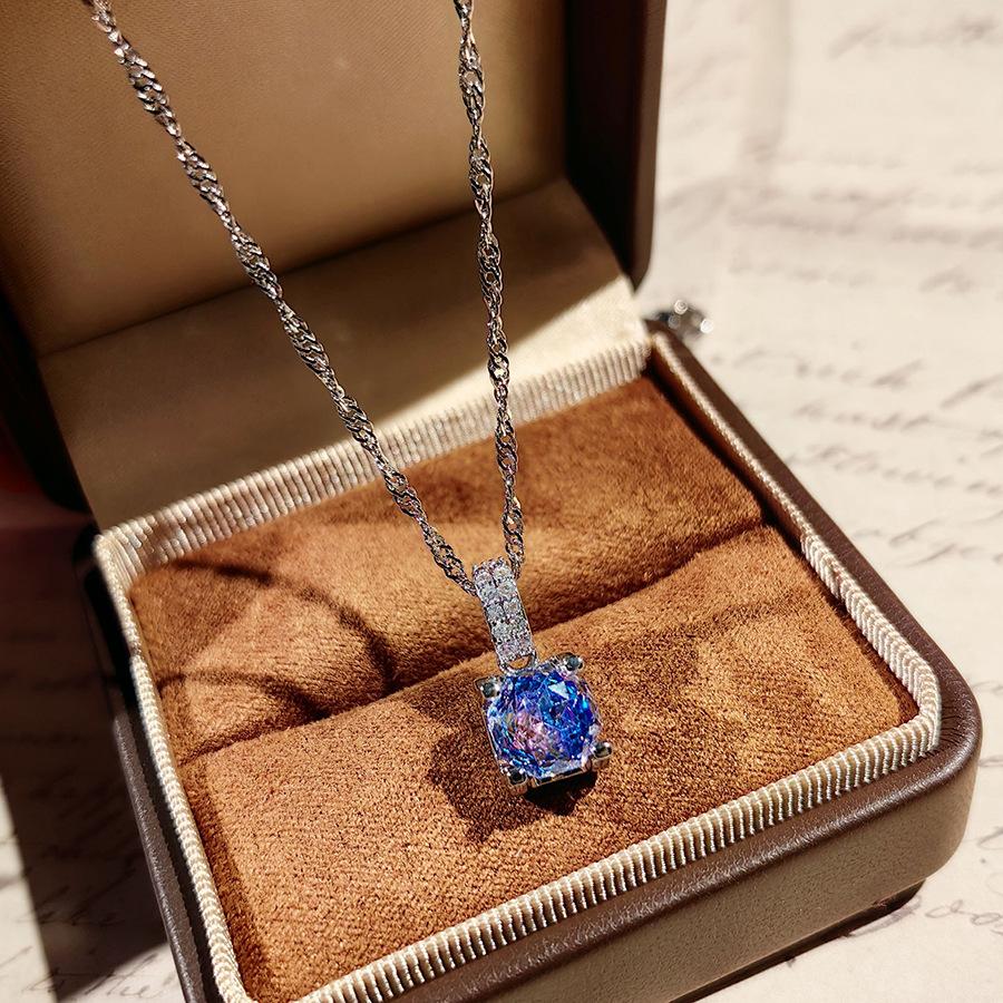 Классическое ожерелье-подвеска 'Голова быка' с розовым звездчатым анисом, огранка 'роза', параиба, красочные серьги-пусеты с бриллиантами, кольцо с розовым бриллиантом, браслет цвета морской волны