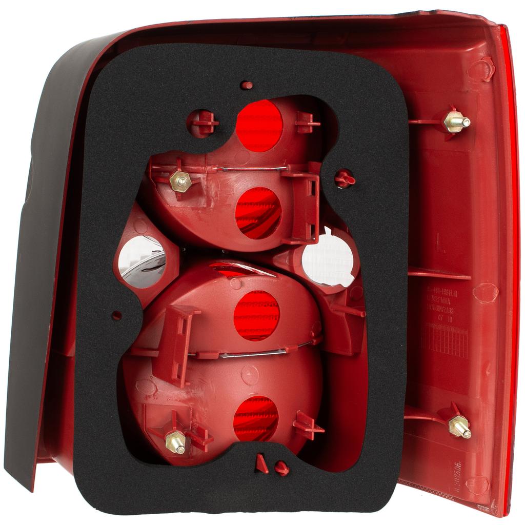VW Passat B5 00-05 Kombi Left Outer Tail Light