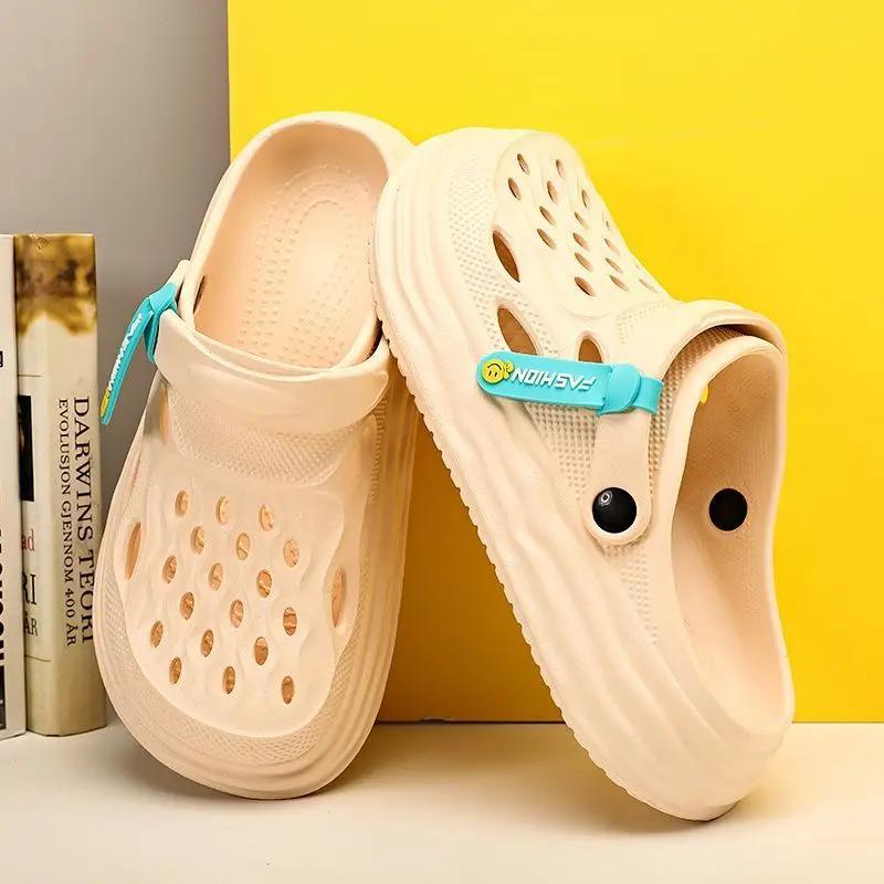 Модная платформа Мужские тапочки с отверстиями Сабо Слайды Мягкие Пляжные Повседневные Стиль 2025 Веселые Взрослые Высокое Качество Модный Дизайнер Роскошная Мужская Обувь