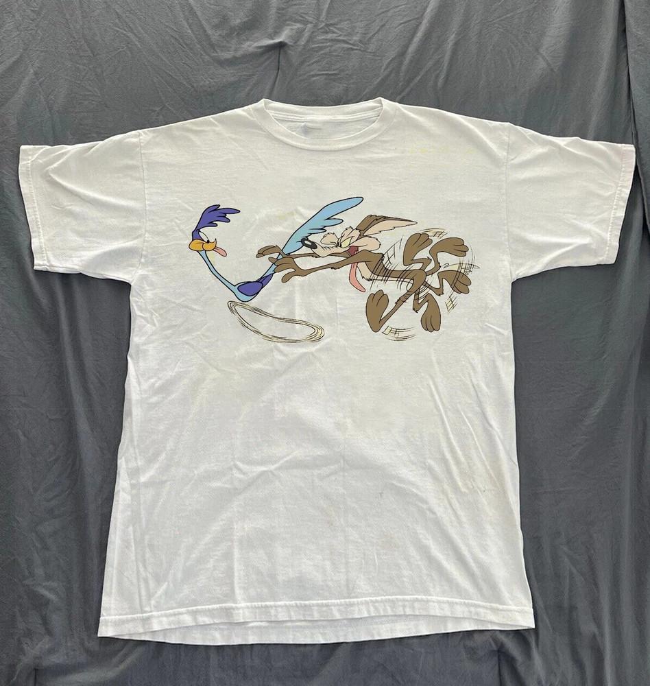 Hot Wile E Coyote and the Road Runner TShirt Short Sleeve ZZA69 Unisex T-Shirt