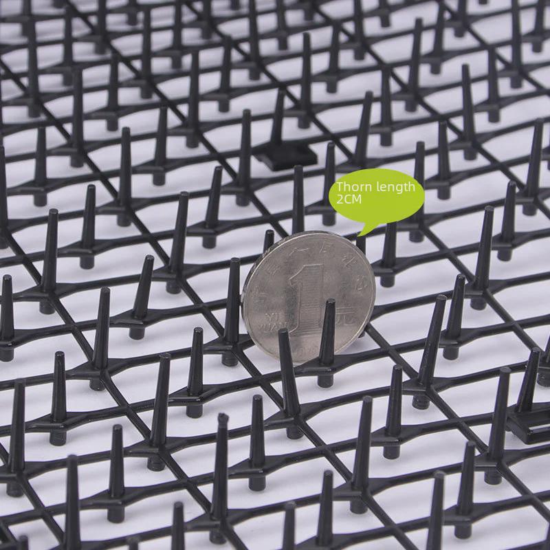 Набор шипов и спрея для отпугивания кошек для предотвращения царапин и отпугивания на открытом воздухе