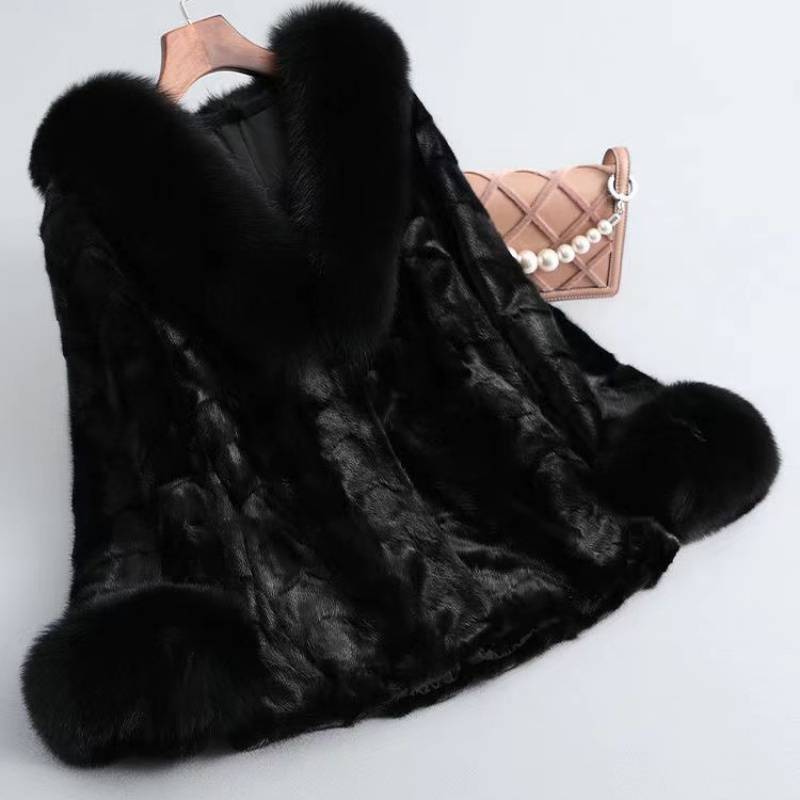 Пальто из искусственного меха норки женское новое зимнее маленькое пальто средней и пожилой женщины с воротником из искусственного лисьего меха, наряд для мамы