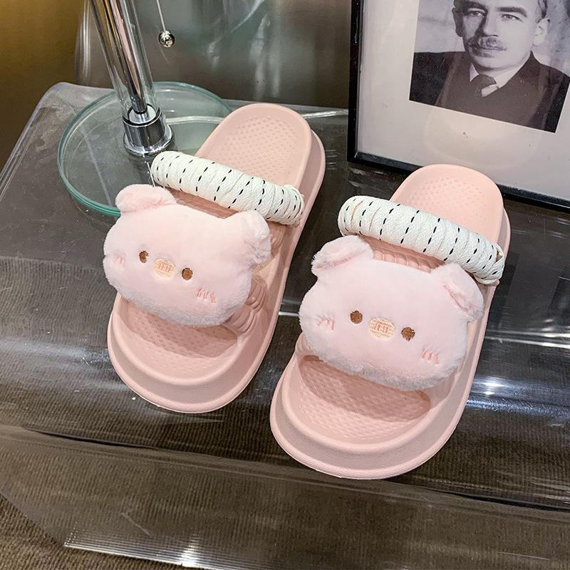 Тапочки женские милые мультяшные дизайн 2024 летние новые удобные домашние сандалии на платформе мягкие нескользящие женские туфли для ванной комнаты