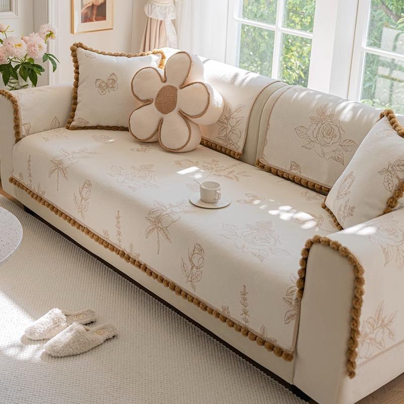 Luxury Sofa Mat Towel With Fur Ball Edge Sofa Covers for Living Room L Shape Chaise Lounge Couch Slipcovers Pets Kids Mat Cover