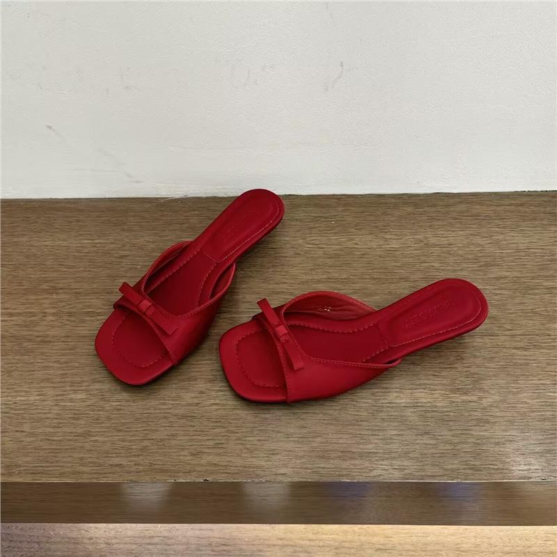 Серебристые танкетки, французские крутые тапочки, туфельки феи, новая летняя мода 2025, уличная нишевая обувь, тапочки на одно слово