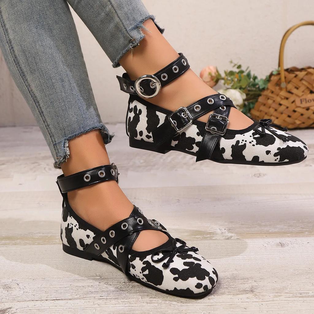 Fashion Woman Ballet Flats Fashion Cow Leopard Print Lace Up Woman Brand Design Ankle Buckle Strap Ladies Casual Leopard Canvas Loafer