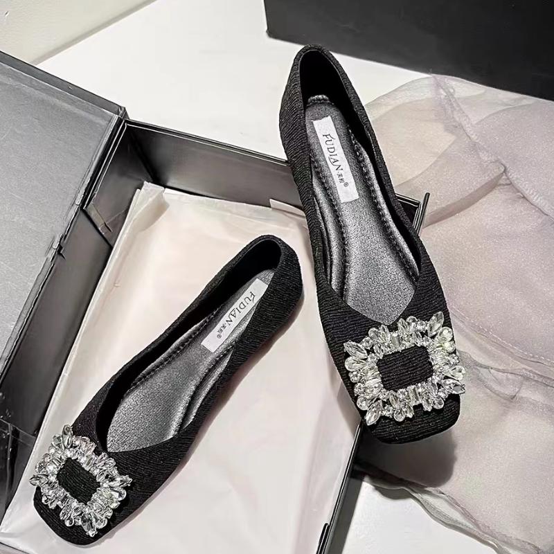 Fashion 2024 New Banquet Temperament Rhinestone French Flat Shoes Women's Summer Black Pointed Shallow Grandma Shoes Boat Shoes