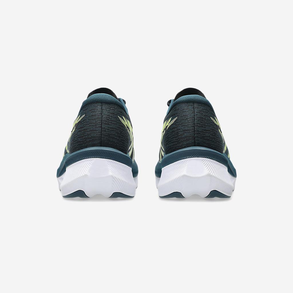 Asics Magic Speed 4 [1011B875-ЧЕРНЫЙ/СПОКОЙНЫЙ ТЕКЮЗ]