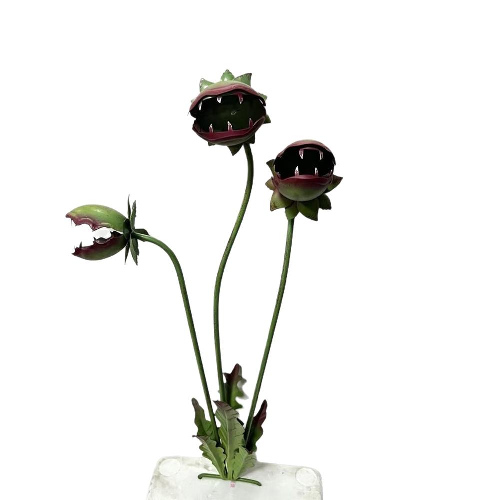 Flytrap Plant Garden Stakes Halloween Yard Decor Metal Art Gift for Garden Enthusiasts Creative Outdoor Sculptures