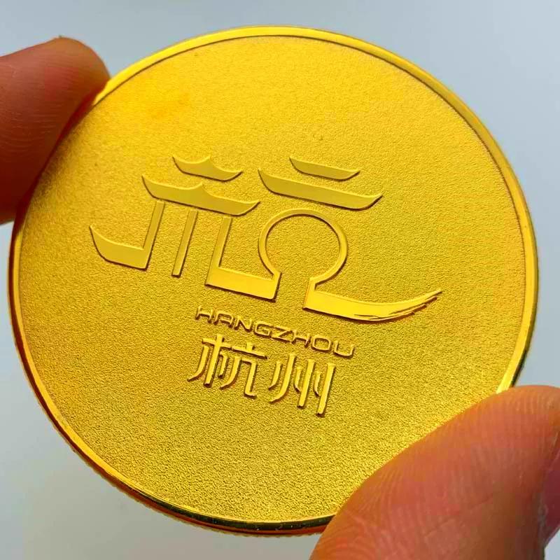 Chinese tourist attraction Hubei Yellow Crane Tower gold-plated commemorative medal Hangzhou tourism 45mm gold coin commemorative coin coin
