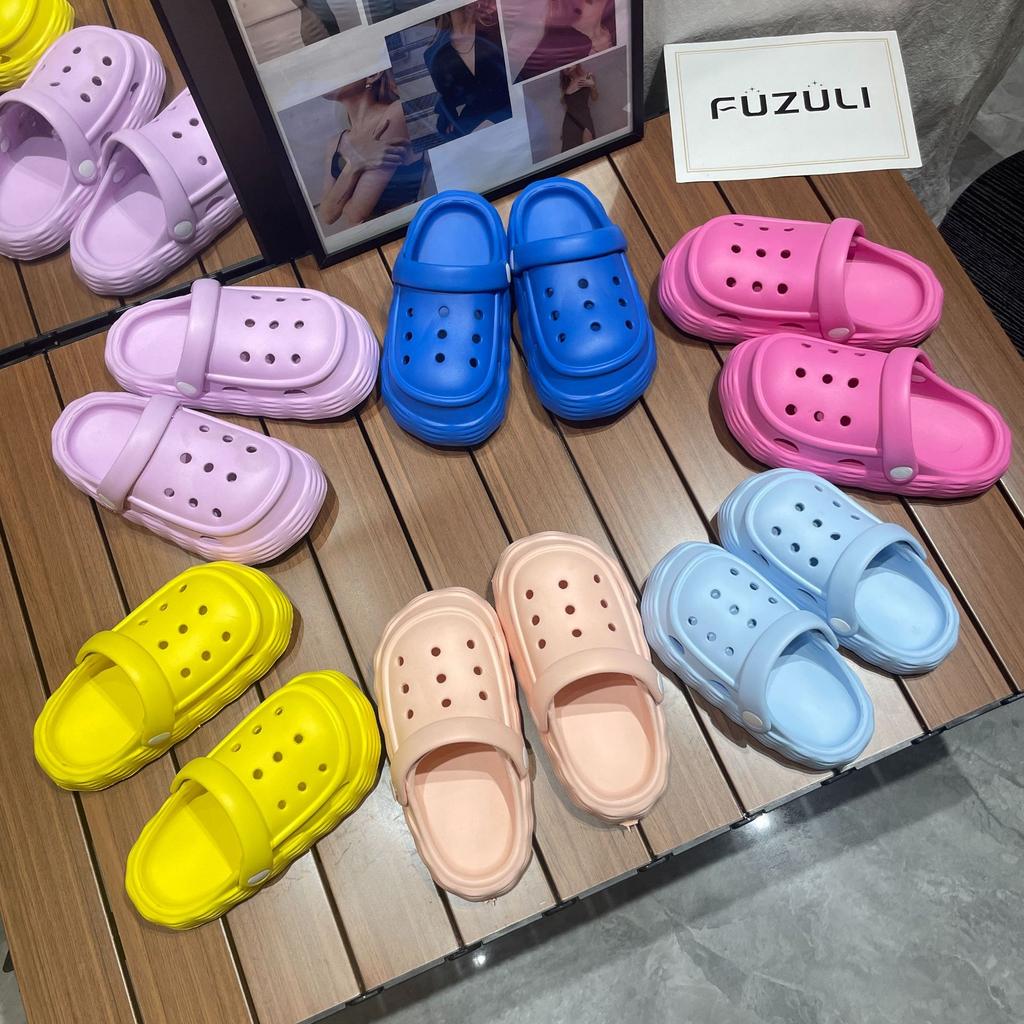 Новые детские туфли-дырочки для женщин и мальчиков, пляжная обувь, удобные тапочки-мешки, классные тапочки для дома