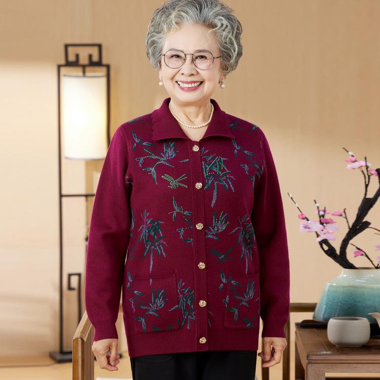 Мама носит вязаный кардиган, свободный, тонкий, одежда для пожилой женщины, старая одежда, свитер для пожилой бабушки, женская весенняя куртка
