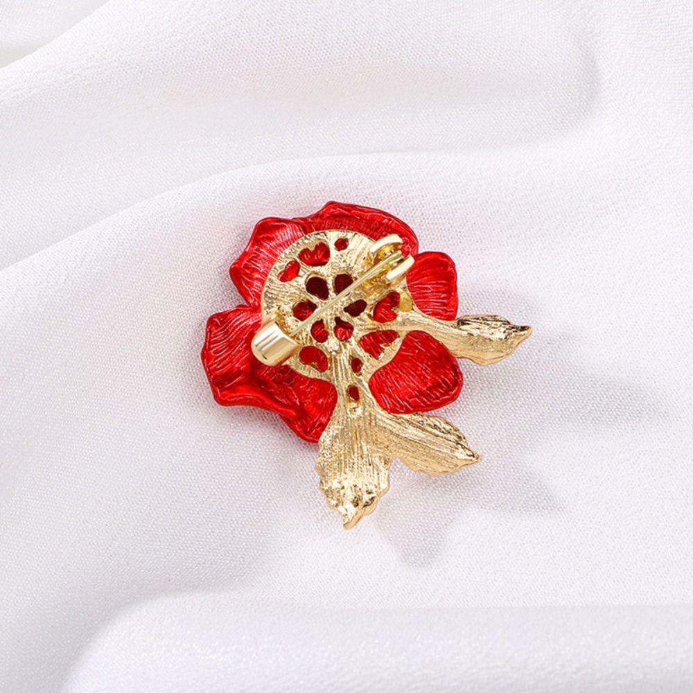 Temperament Temperament Red Rose Brooch High-end High-end Suit Pins Female Lady