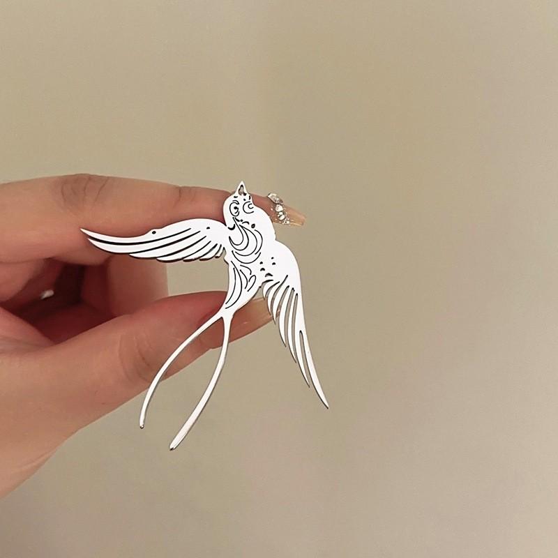 Персонализированная металлическая брошь в виде ласточки Advanced Sense для мужчин и женщин, литературная брошь в виде летящей птицы, универсальная булавка