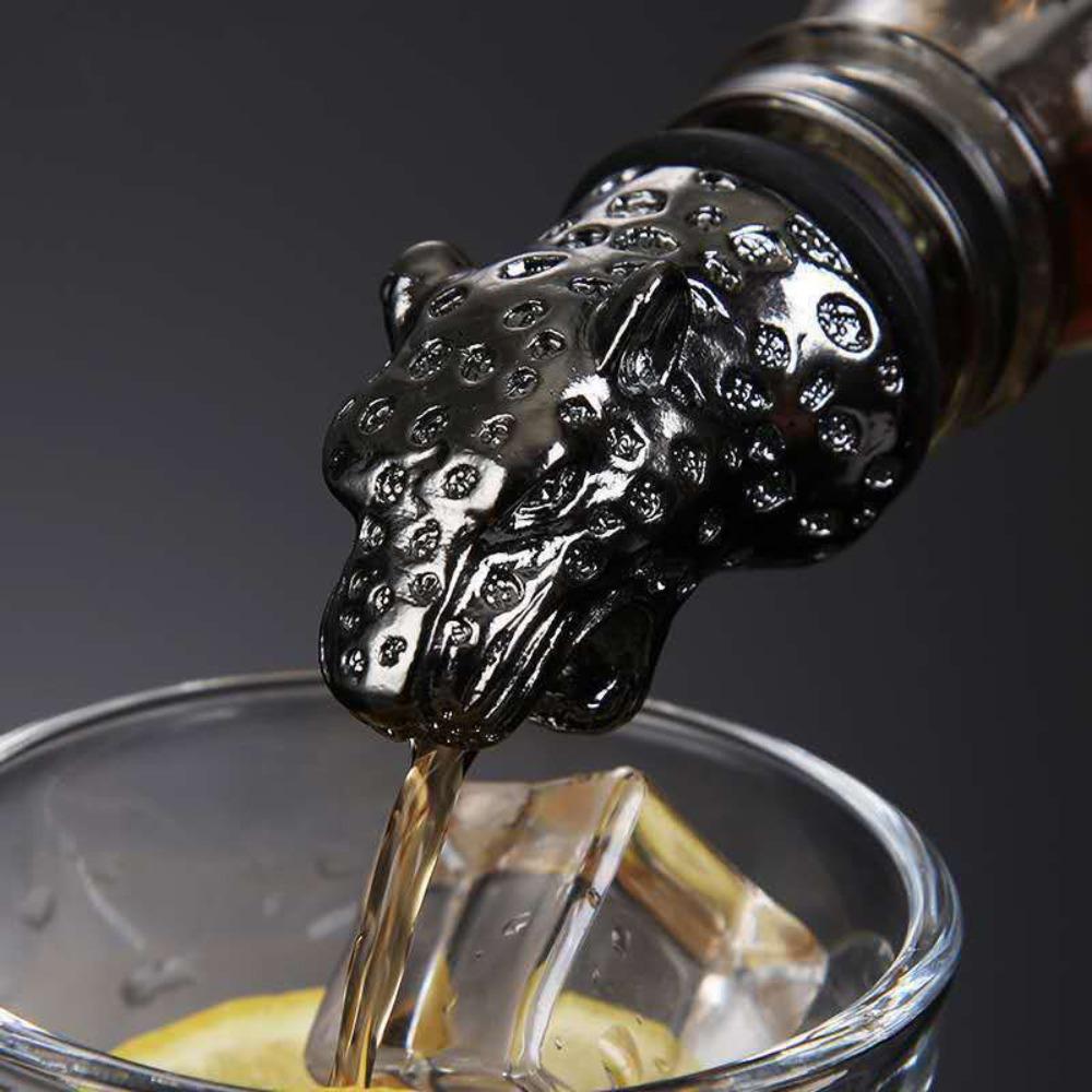 Unique Leopard/Lion/Antelope Head Wine Pourer Zinc Alloy Portable Bottle Stoppers Wine Dispenser Party Supplies