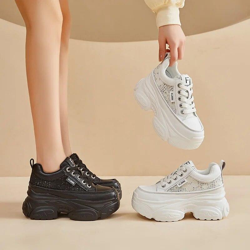 Fujin Сандалии из синтетической кожи с воздушной сеткой, 8 см, вулканизированный скрытый каблук и платформа, блестящие массивные кроссовки на танкетке, летняя женская обувь на полой основе