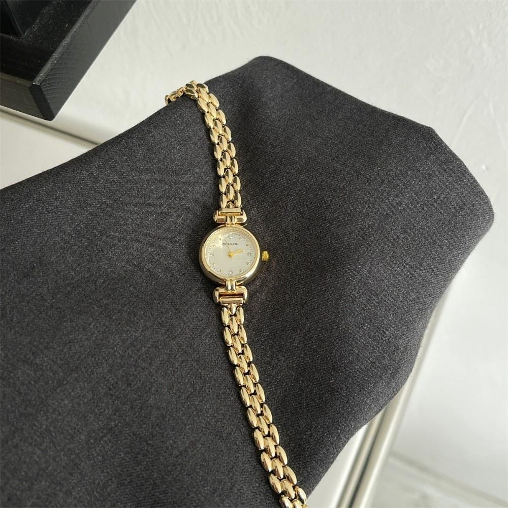 Luxury Bracelet Watches Round Shape Wristwatches Simple Elegant Bangle Bracelet Fashion Accessory