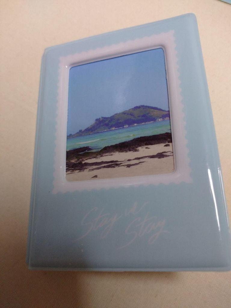 [ИСПОЛЬЗОВАННЫЙ] Reno Stray Kids Sukizu JEJU Jeju Collect Book