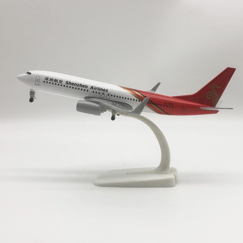 Модель Boeing 777 из сплава, 20 см - Статический дисплей Федеральной авиакомпании.