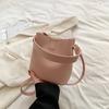 IELGY Spring Summer Retro Commuter Portable Bucket Bag