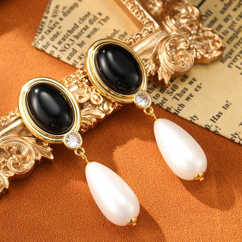 Women's Light Luxury Design Elegant Imitation Pearl Tassel Earrings Fashionable And Versatile Niche Design Sense Long Earrings