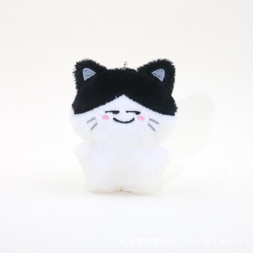 Street Stall Plush Toys: Cute Squeaky Dolls, Talking Dolls, Toss Dolls, and Pendants