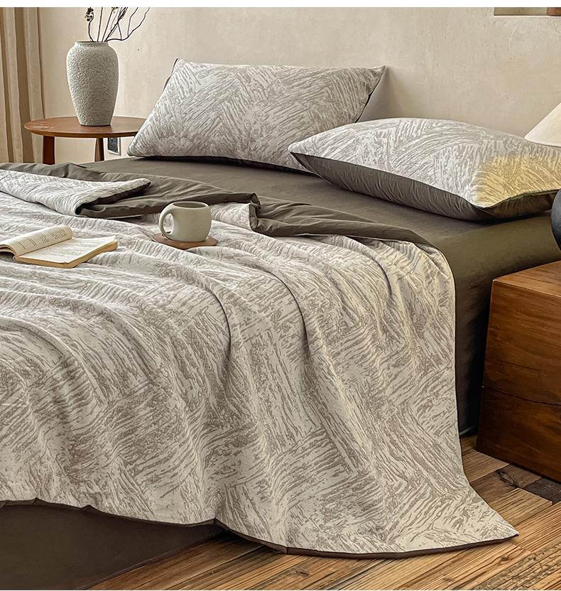 2026 new cotton A-class three-layer yarn washed cotton jacquard soybean summer quilt