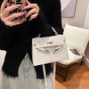 Retro Casual Portable Small Bag Women's New Simple and Fashionable Small Square Bag Messenger Bag Kelly Bag Tide