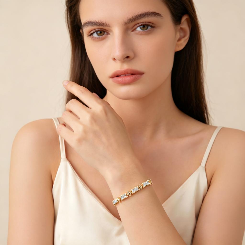 Luxurious Four-Pointed Star Bracelet Crystal Geometric Bracelets Delicate Women's Jewelry Gift