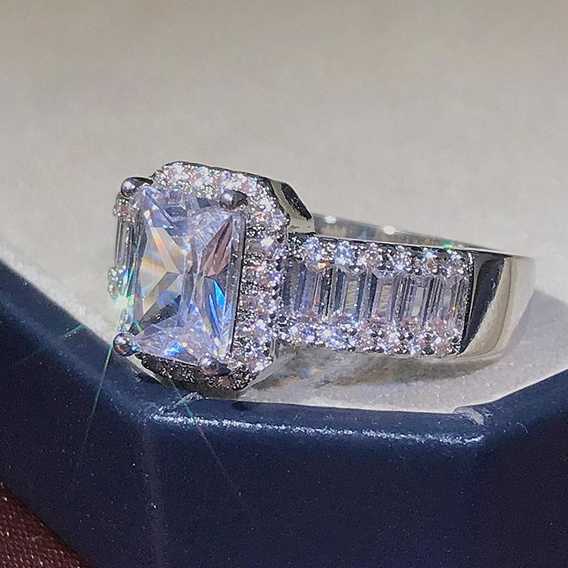 Huitan Trendy Luxury Plated Women Wedding Rings AAA Cubic Zirconie Ослепительное Кольцо Обещания Помолвка Свадебные Украшения