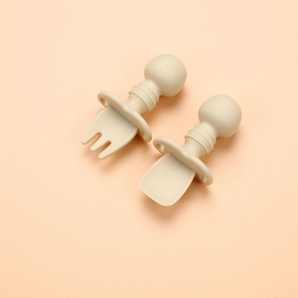 Премиальный силиконовый набор для кормления детей: Устойчивая к высоким температурам, противопадающая присоска и защитная пластина