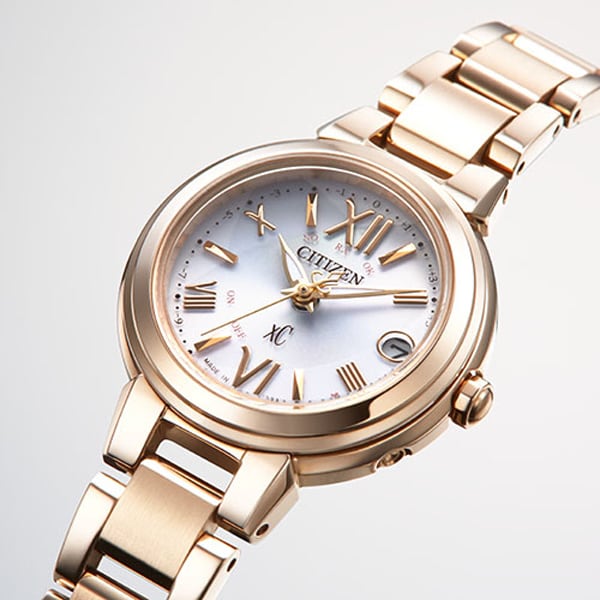 Citizen ES9435-51A ( Смотреть радиоуправляемую модель xC Eco-Drive из нержавеющей стали Line Happy Flight Series)