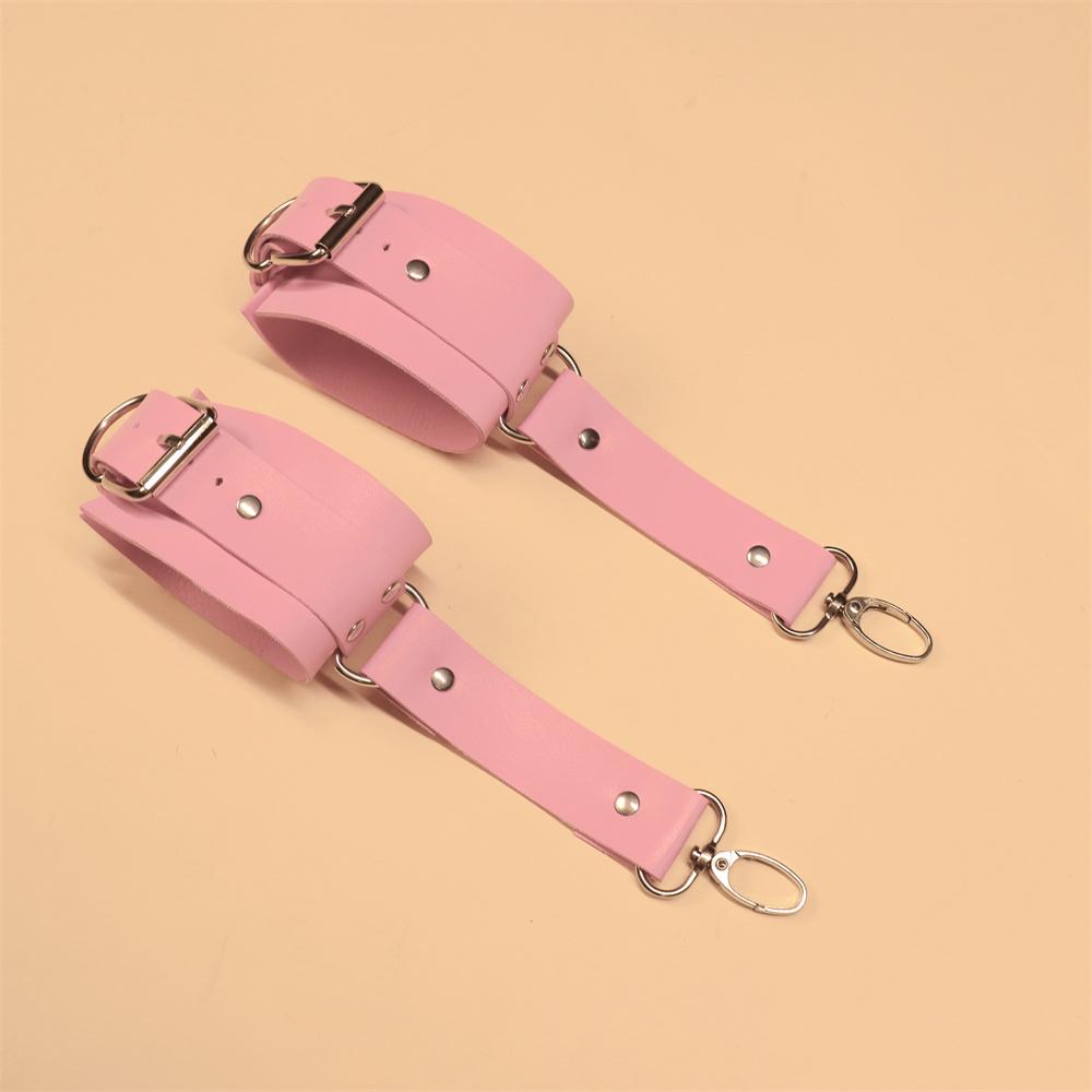 Эротичная Сексуальная РОЗОВАЯ Женская Одежда Обнажающие Ягодицы Кожаные Брюки СМ Игривые и Страстные Секс-Реквизиты Наручники и Ремни