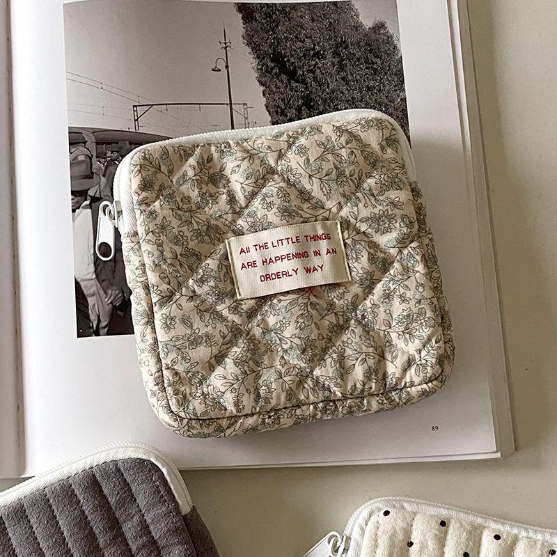 Женская портативная гигиеническая сумка для хранения тампонов, хлопковая дорожная сумка для хранения косметики, литературный кошелек на молнии для хранения мелочей