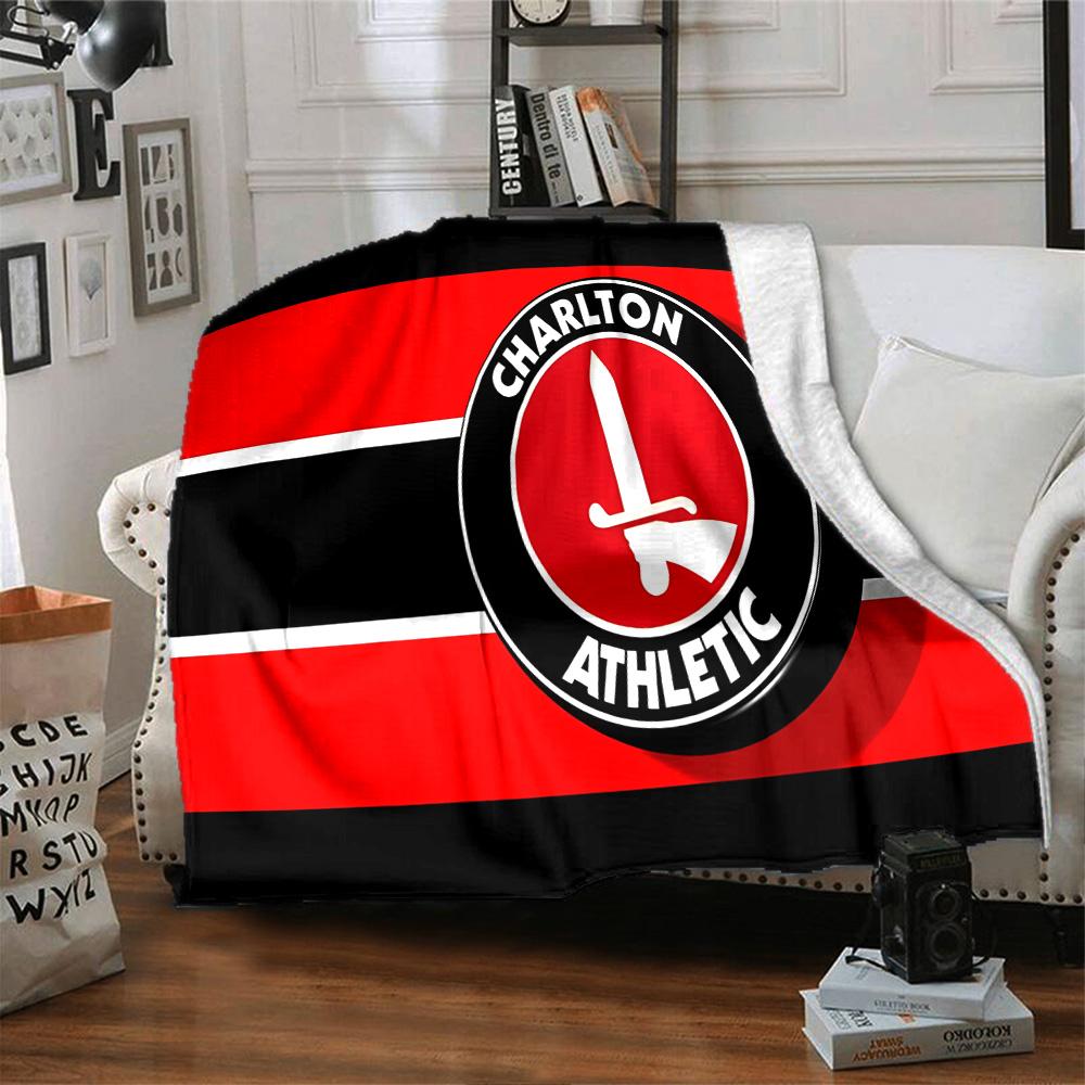 Charlton FC Crest Flannel Blanket, Soft Polyester, Modern Design, All-Season for Camping, Travel, Gifts for holidays or birthdays