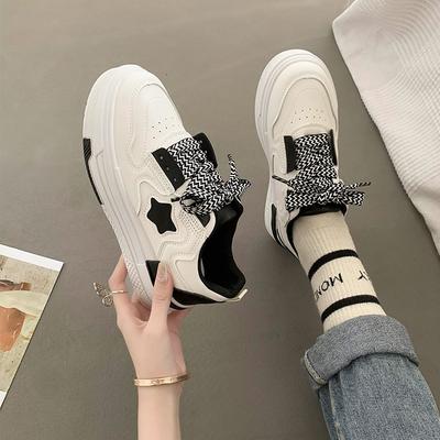 Женская обувь – Кроссовки