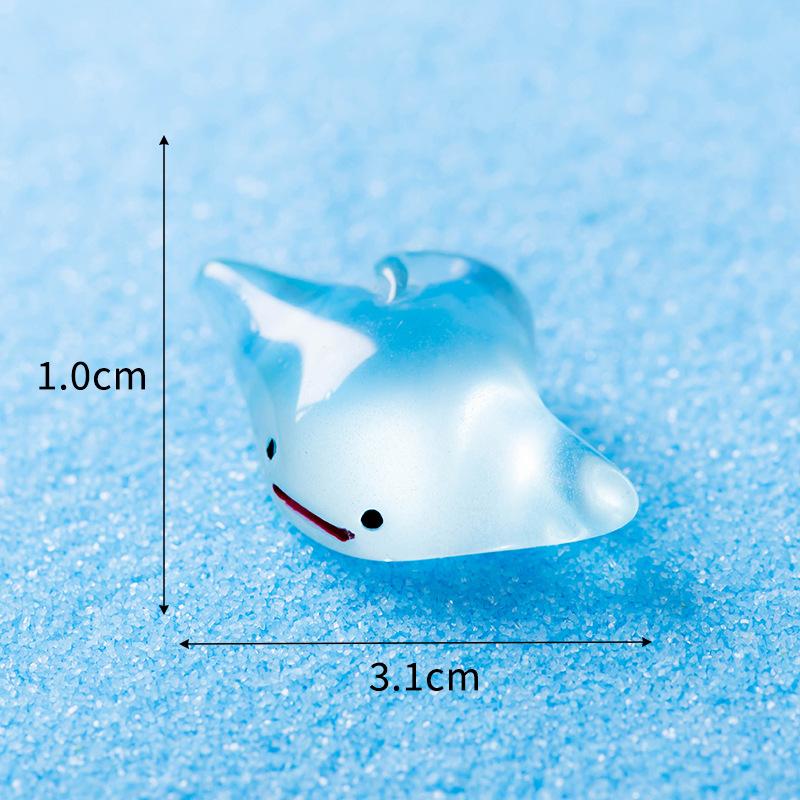 Glow-in-the-dark Manta Ray Resin Small Ornaments Micro Landscape Fish Tank Aquarium Marine Animal Landscape Decorative Arts and Crafts Accessories