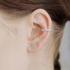 SCALETTO WIL103 White Cubic Earcuff