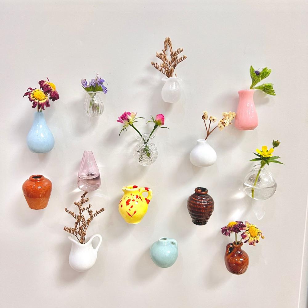 1-5pcs Set Mini Ceramic Vase Refrigerator Magnet Label Mini Bonsai Magnet Button Pot Plant Simulation Vase Refrigerator Message