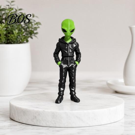 Sci-fi Street Style Decor Alien Wearing Hoodie Statue, 3D Printed Green Figurine, Collectible Figurine Sculpture, Sci-Fi Desktop Decoration
