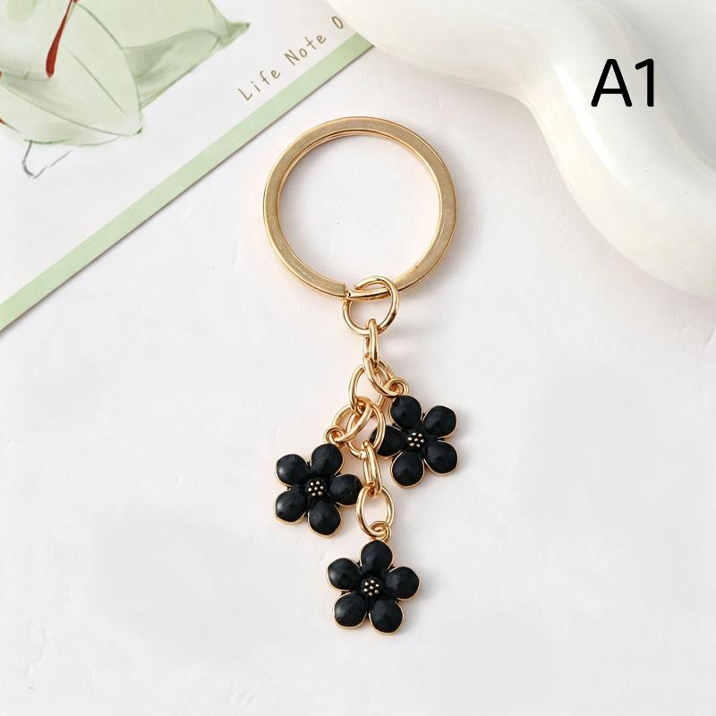 Lovely Cherry Blossom Keychain Three Flower Pendant Key Ring Fashion Bag Accessory for Girls Birthday Gift School Bag Decor